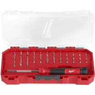 39-OS. MINI KRUVIKEERA KOMPL. ERINEVATE OTSIKUTEGA MILWAUKEE