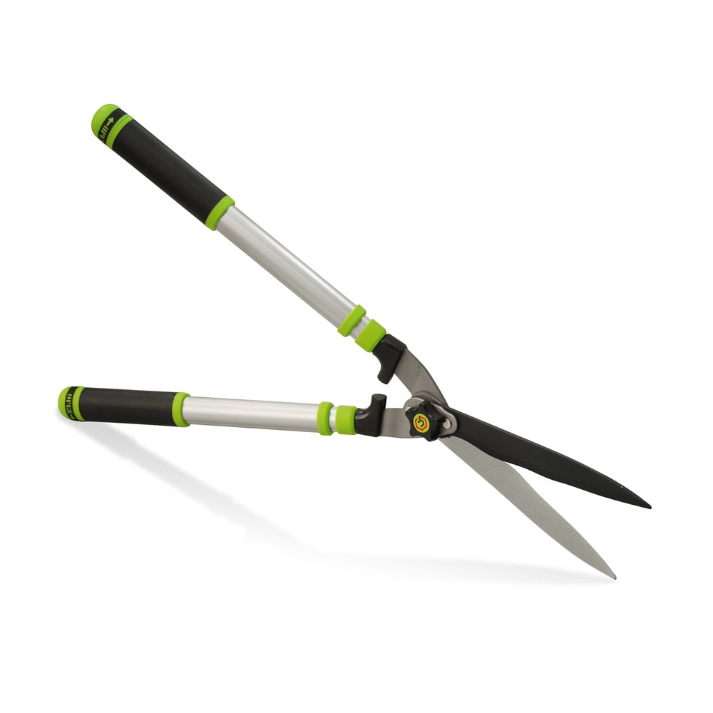 Hedge shears with telescopic aluminium twist-release tubular handles