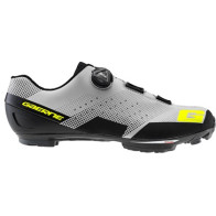 Rattakingad Gaerne G Hurricane carbon 46