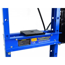 HÜDROPRESS 20T MANOMEETRIGA GEKO