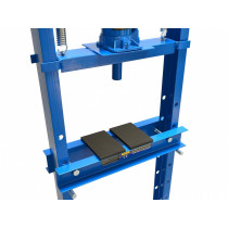 HÜDROPRESS 12T MANOMEETRITA GEKO